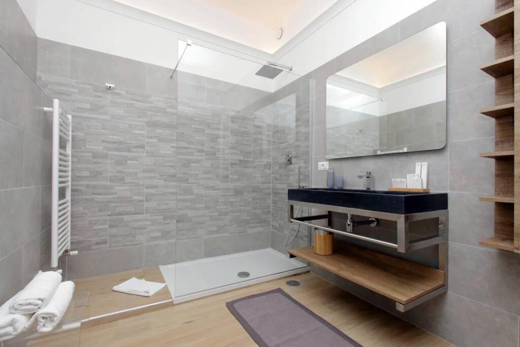 Aventino Contemporary Apartment روما المظهر الخارجي الصورة