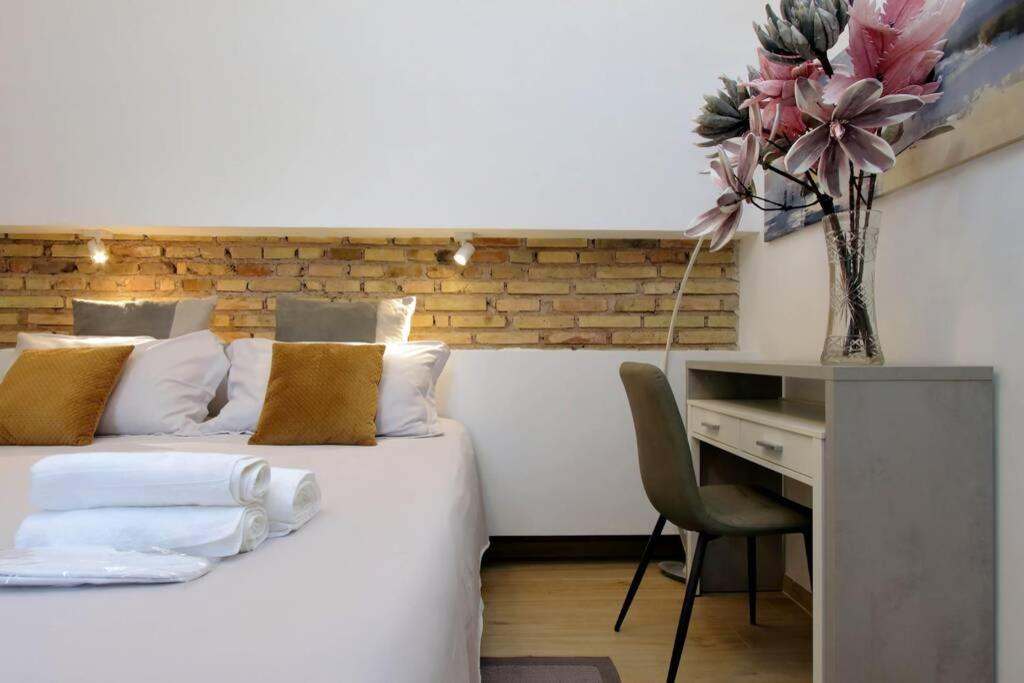 Aventino Contemporary Apartment روما المظهر الخارجي الصورة